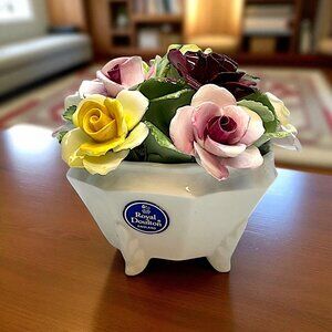 VTG Royal Doulton English Bone China Flower Posy Hand Crafted & Painted Roses 4"